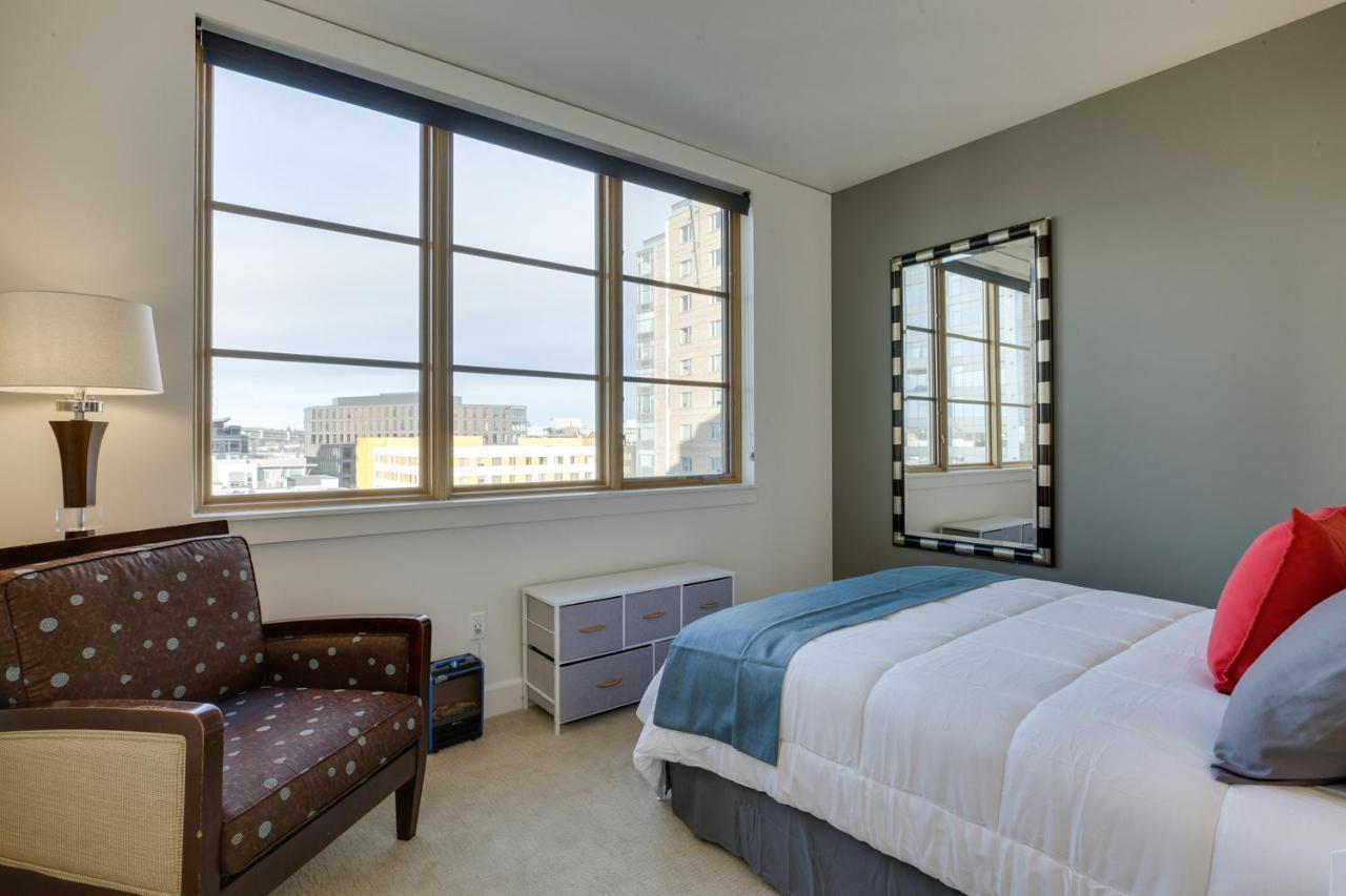 Renu Suites At The Burlington Portland Bagian luar foto